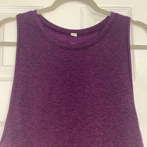 Lululemon Size 6 Sleeveless Muscle T Tank Top